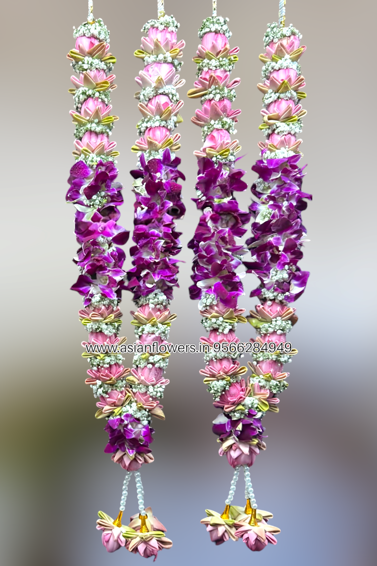 Lotus with orchid garland(1)