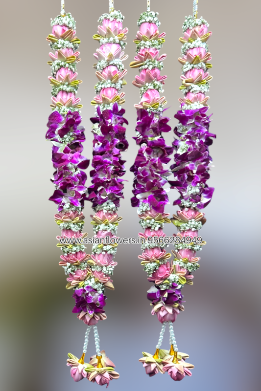 Lotus with orchid garland(1)